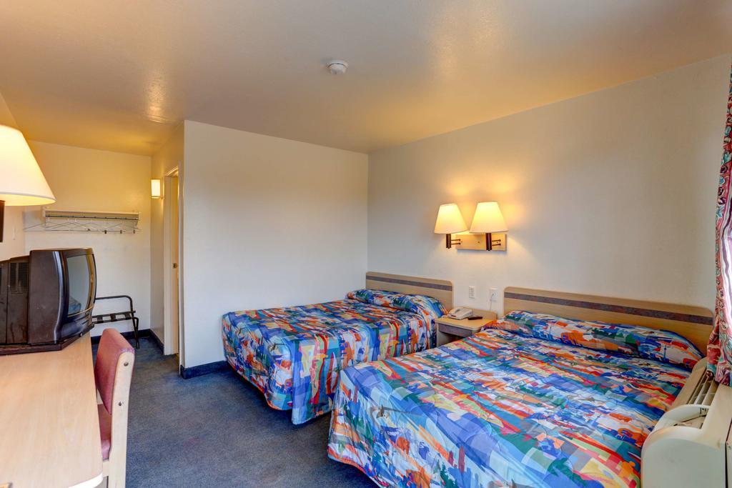 Econo Lodge West Memphis Exterior photo